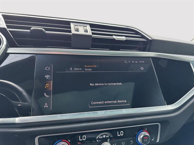 audi Q3 2022 - 32