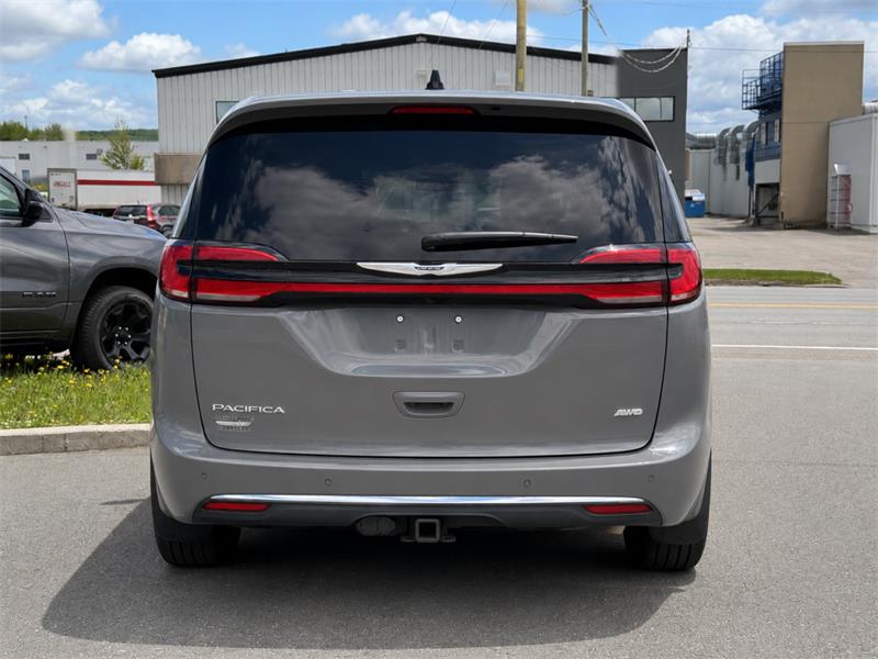 chrysler Pacifica 2025 - 13