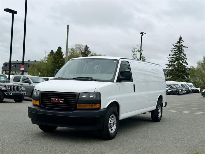 gmc Savana 2023 - 10
