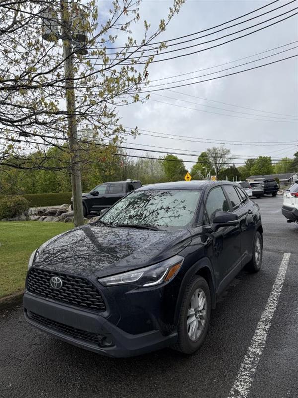 Black 2024 Toyota Corolla Cross LE AWD SUV / Crossover All-Wheel Drive Continuously Variable Transmission