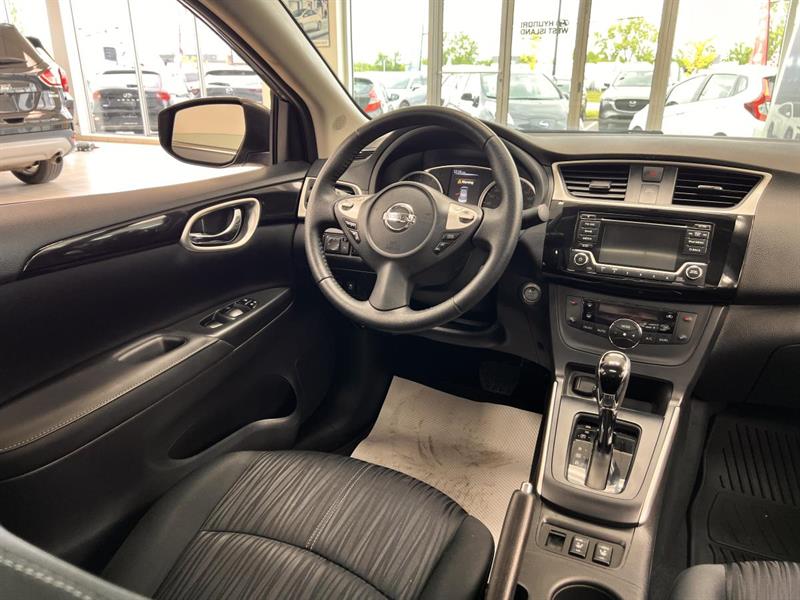 nissan Sentra 2018 - 11