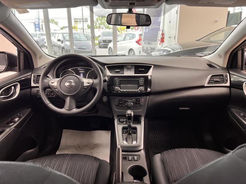 nissan Sentra 2018 - 12