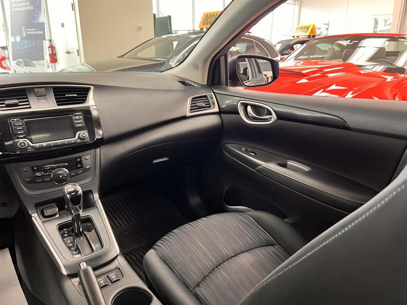 nissan Sentra 2018 - 13