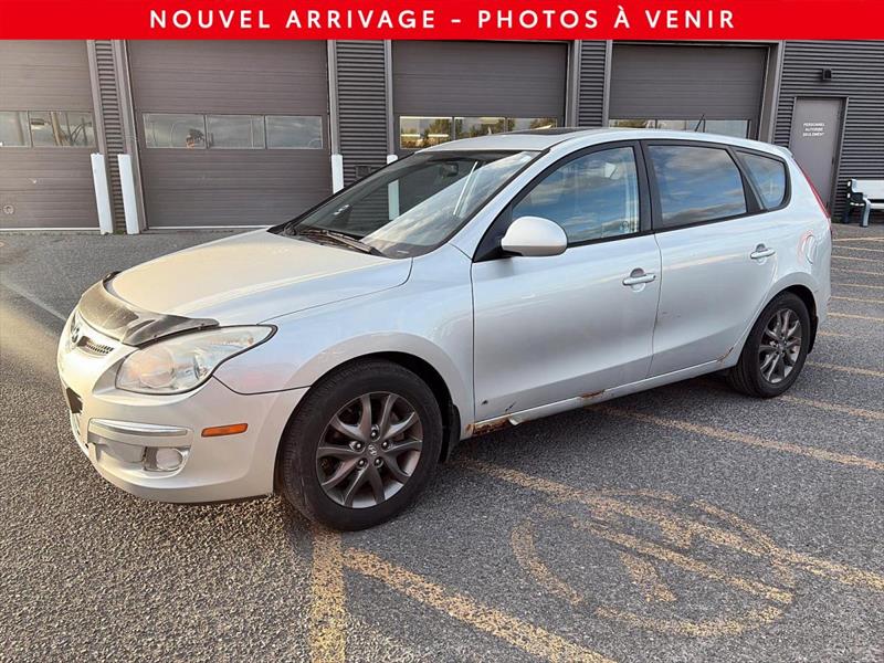 hyundai Elantra Touring 2012