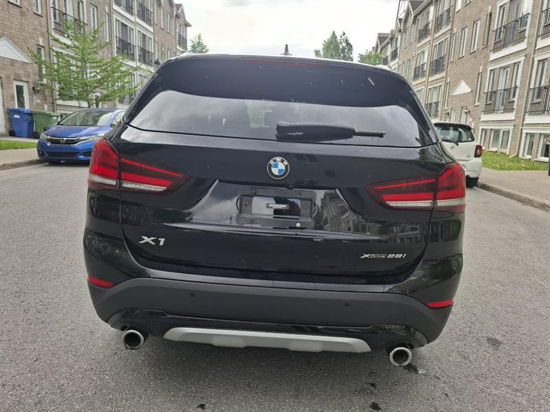 bmw X1 2021 - 16