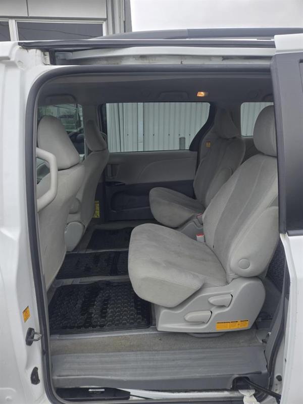 toyota Sienna 2012 - 5