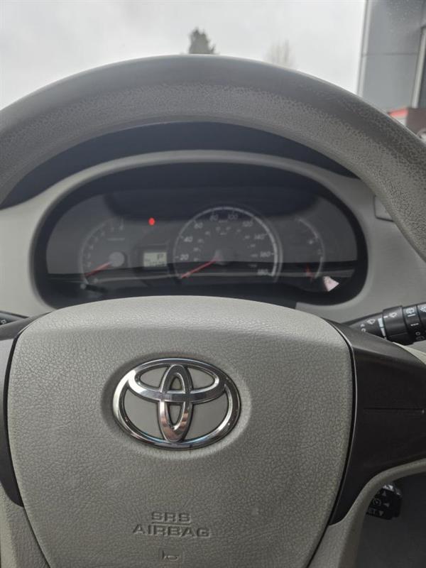toyota Sienna 2012 - 7