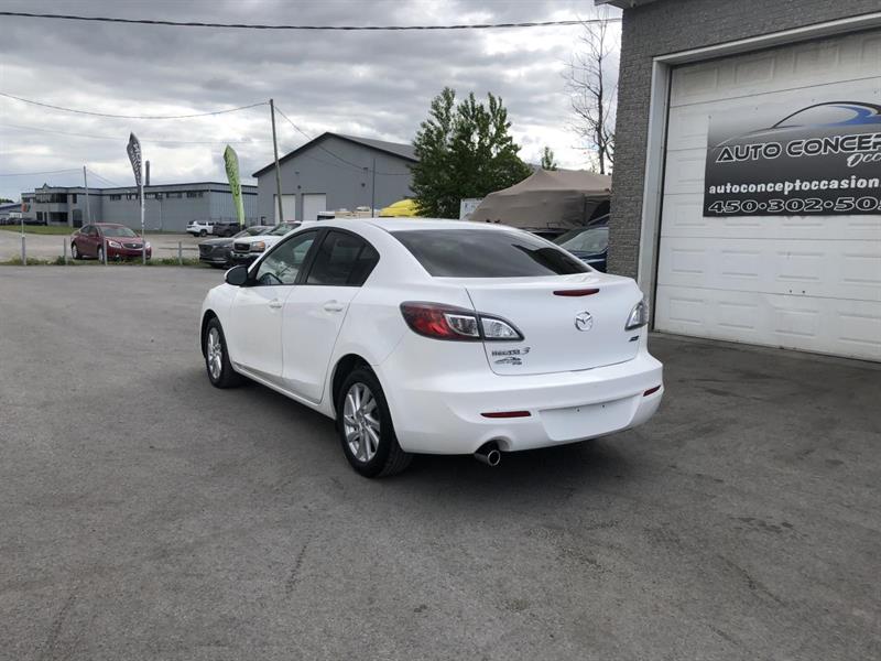 mazda Mazda3 2013 - 9