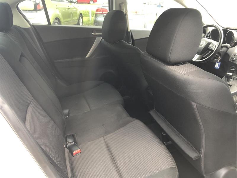 mazda Mazda3 2013 - 12