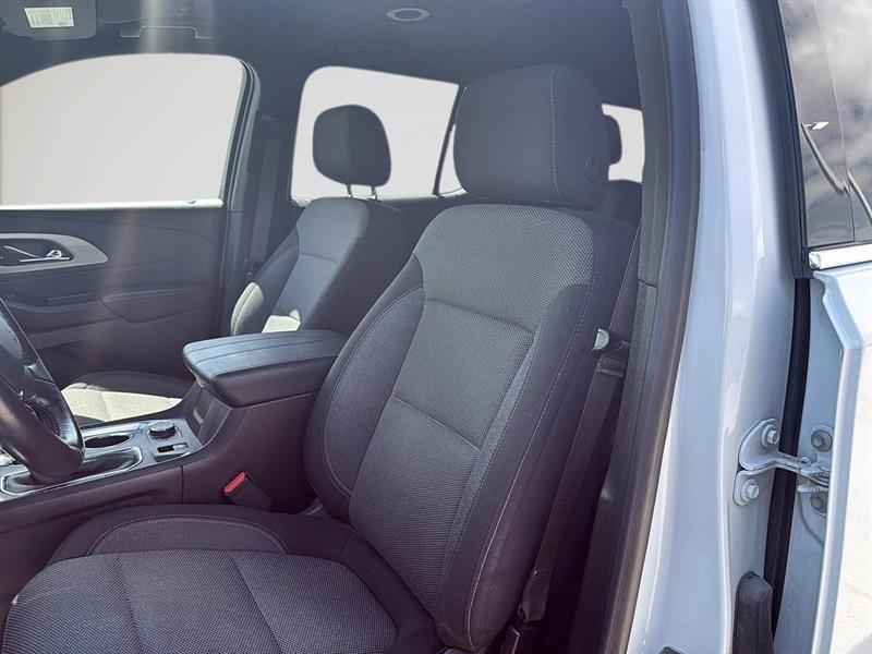 chevrolet Traverse 2022 - 12