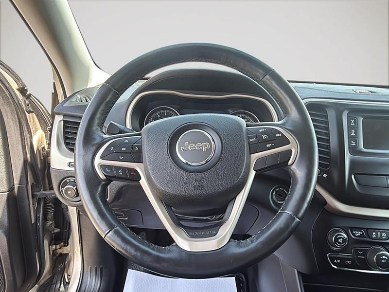 jeep Cherokee 2015 - 17