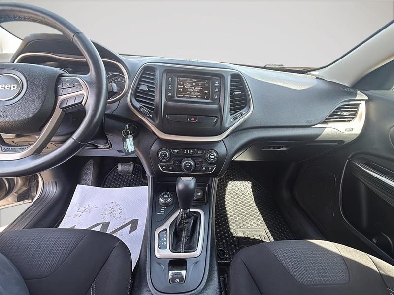 jeep Cherokee 2015 - 22