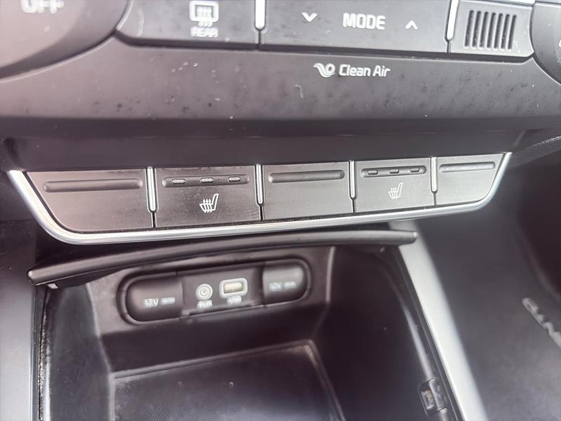 kia Sorento 2017 - 24