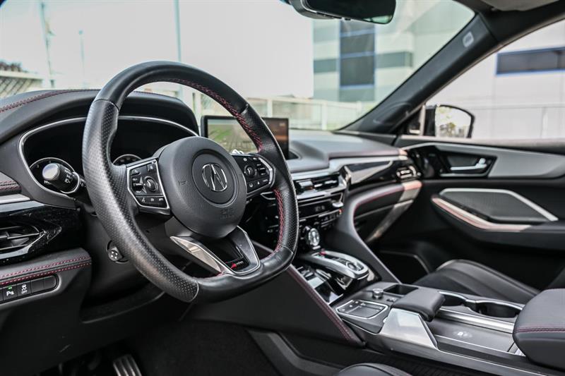 acura MDX 2023 - 13