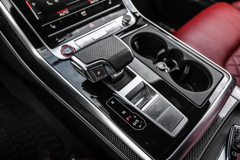 audi SQ7 2024 - 18