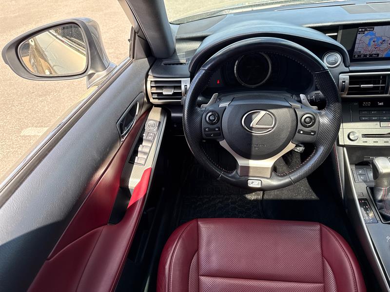 lexus IS 300 2016 - 20