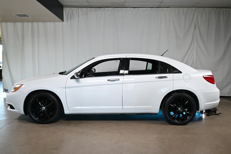 chrysler 200 2013 - 6