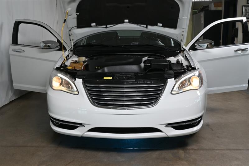 chrysler 200 2013 - 34
