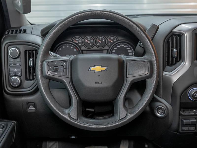 chevrolet Silverado 1500 2023 - 12