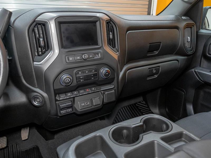 chevrolet Silverado 1500 2023 - 17