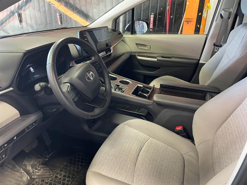 toyota Sienna 2022 - 3