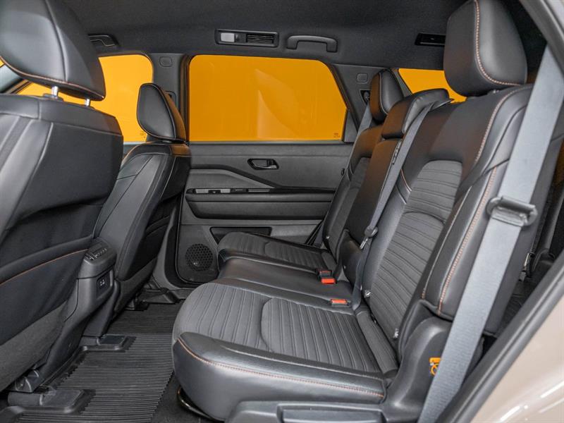 nissan Pathfinder 2023 - 28