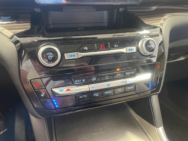ford Explorer 2022 - 14