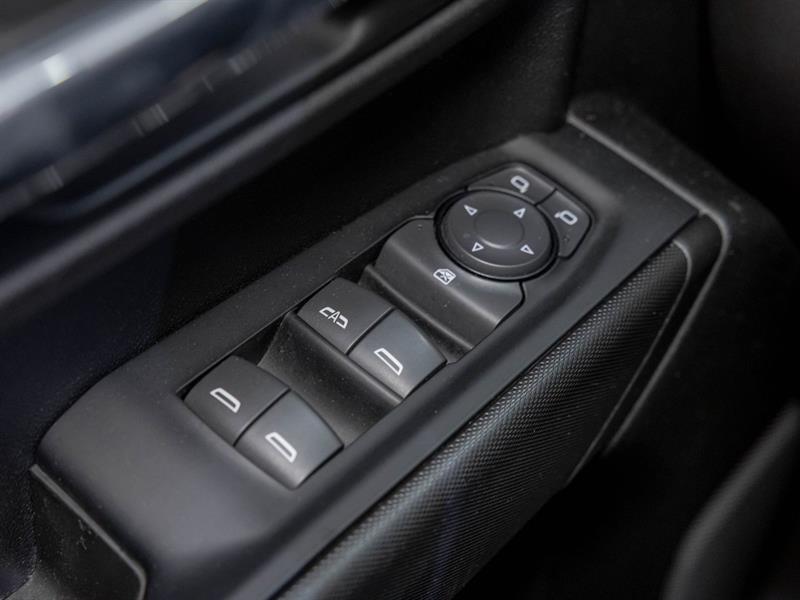 chevrolet Silverado 1500 2023 - 26