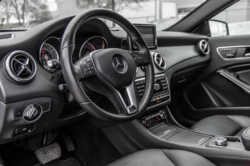 mercedes-benz GLA-Class 2015 - 13