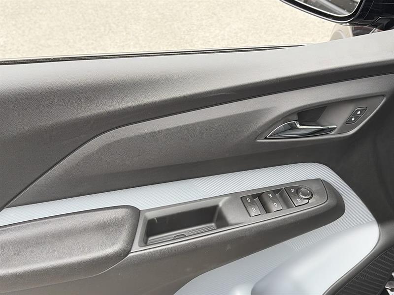chevrolet Bolt 2027 - 21