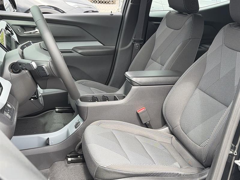 chevrolet Bolt 2027 - 19
