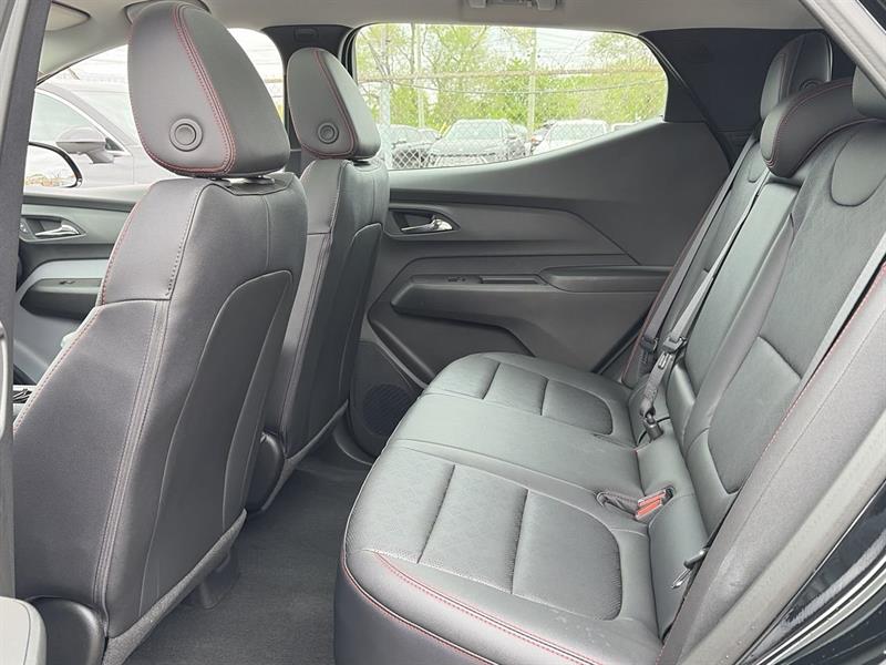 chevrolet Bolt 2027 - 31