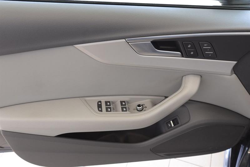 audi A4 Sedan 2020 - 26