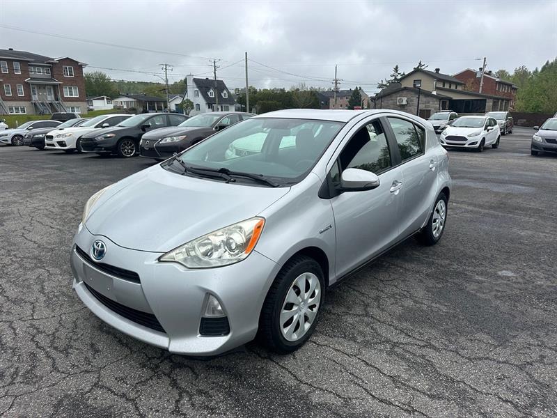 toyota Prius c 2012 - 3