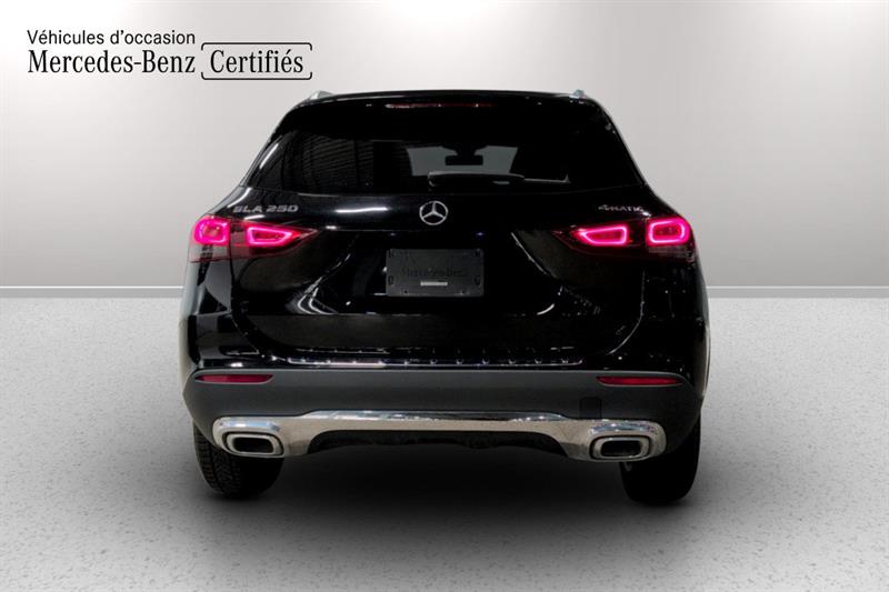 mercedes-benz GLA250 2023 - 5