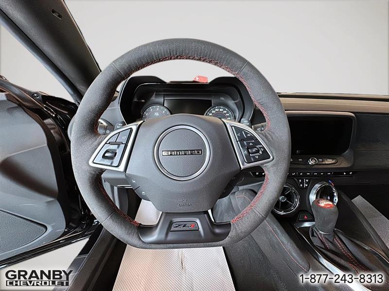 chevrolet Camaro 2021 - 11