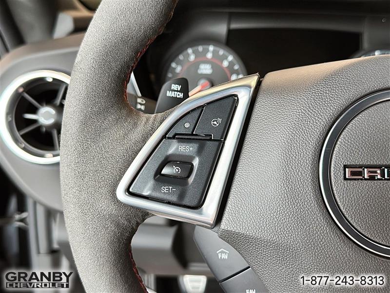chevrolet Camaro 2021 - 16