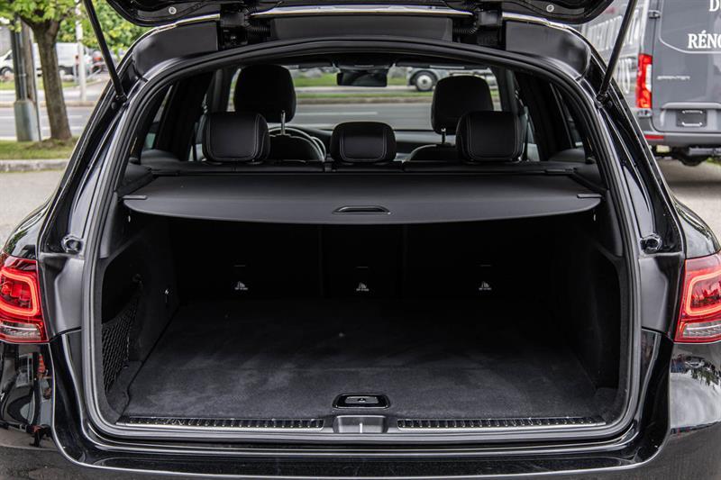 2022 Mercedes-Benz GLC - Image 18