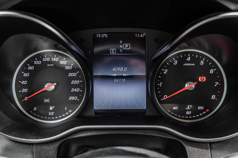 2022 Mercedes-Benz GLC - Image 27