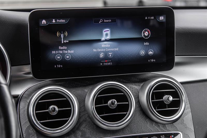 2022 Mercedes-Benz GLC - Image 32