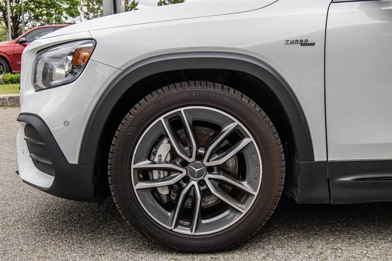 2023 Mercedes-Benz GLB - Image 12