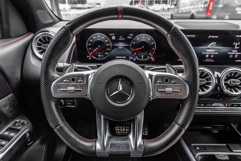 2023 Mercedes-Benz GLB - Image 24