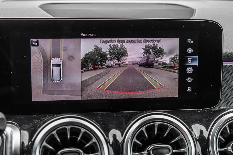 2023 Mercedes-Benz GLB - Image 34