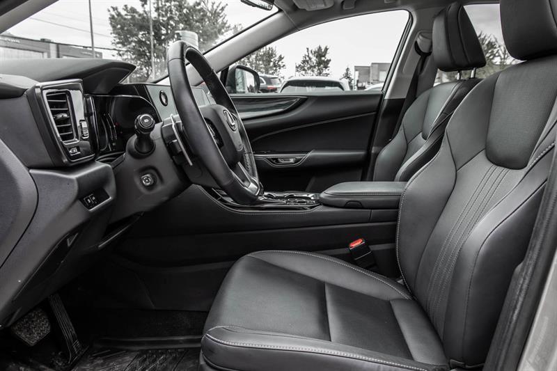 2023 Lexus NX - Image 19