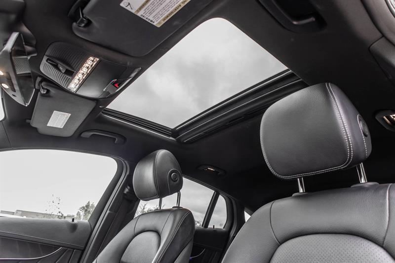 2022 Mercedes-Benz GLC - Image 39