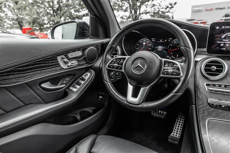2022 Mercedes-Benz GLC - Image 42