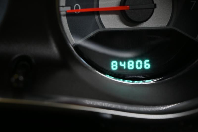 2013 Chrysler 200 - Image 20