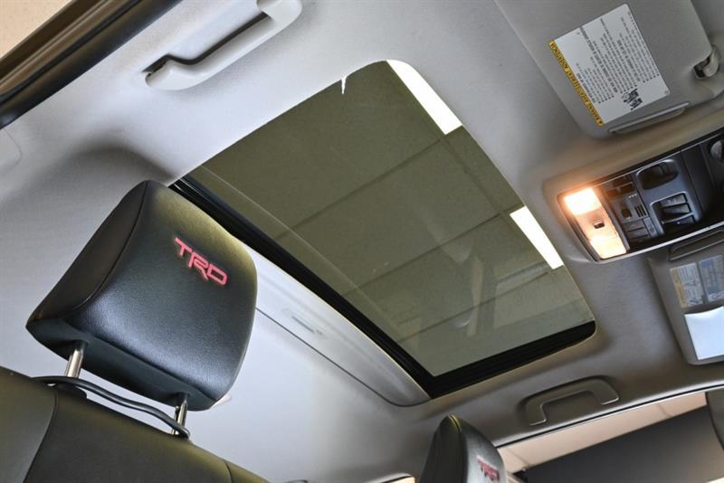2023 Toyota 4Runner - Image 34