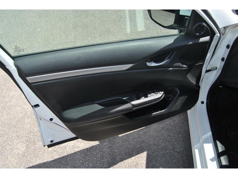 2017 Honda Civic - Image 11