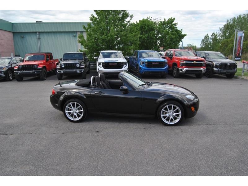 2011 Mazda Miata - Image 11